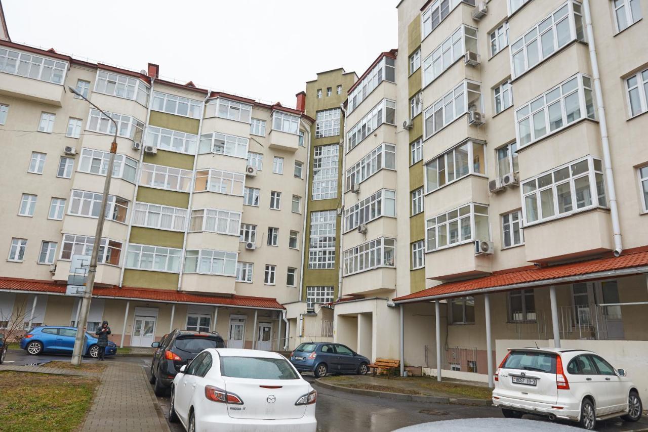 Paulmarie Apartments On Prs. Lenina, 51 Gomel Esterno foto
